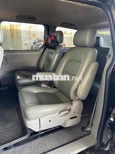 Kia Carnival 2009 GS 2.5 AT - 82000 km