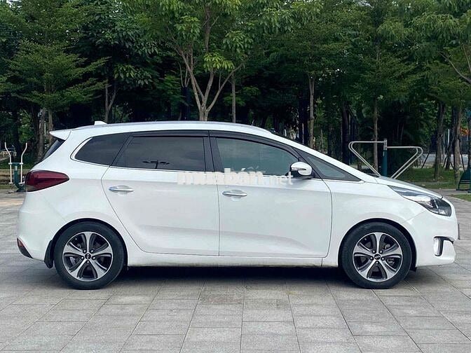 KIA RONDO DẦU model 16 Xe Gia Đình 7C