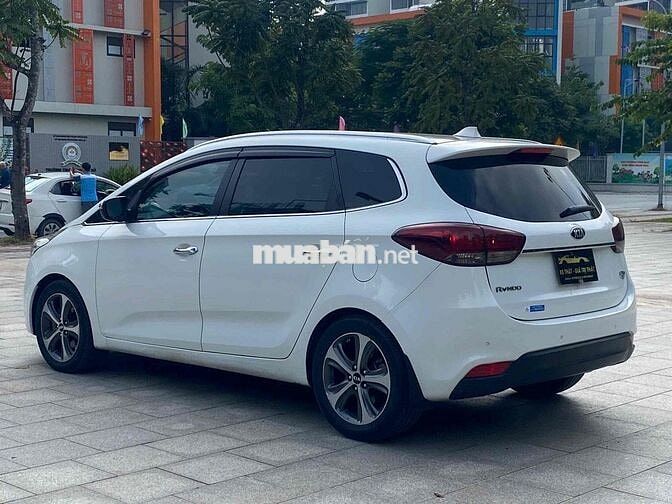 KIA RONDO DẦU model 16 Xe Gia Đình 7C