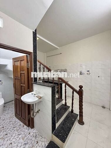 Nhà Liên Khu 8-9, 48 m², 4x12m, 2 Tầng, 4 PN, Giá chỉ 4 tỷ 4