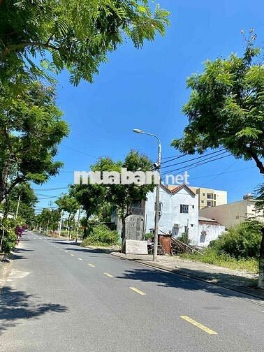 Bán lô đất biển đẹp 185m2 đường Trần Văn Hai sát đường Trường Sa