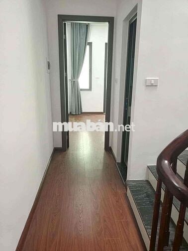 Bán nhà Xuân Thuỷ :Giá :10,5 tỷ