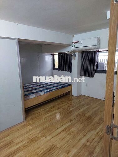 Căn hộ dịch vụ, ngay cạnh spkt, ngân hàng, bệnh viện thủ đức, kcnc