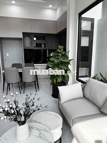 Nhà hoàn thiện full nội thất chủ quyền nhà đầy đủ