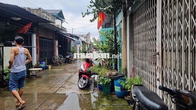Nhà hẻm xe hơi, khu dân cư hiện hữu sầm uất, gần cây xăng Bình Minh