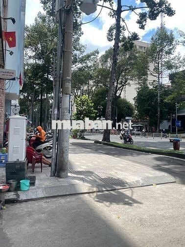BÁN NHÀ HIẾM Q1,Ô TÔ THÔNG KD,VÀI BƯỚC RA ĐƯỜNG TRẦN HƯNG ĐẠO,CHỈ 11x