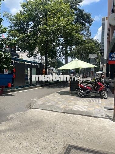 BÁN NHÀ HIẾM Q1,Ô TÔ THÔNG KD,VÀI BƯỚC RA ĐƯỜNG TRẦN HƯNG ĐẠO,CHỈ 11x