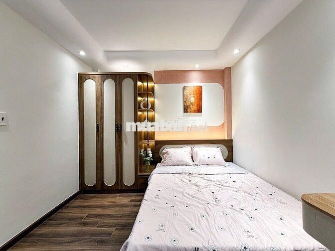 Căn góc 2 mặt tiền hẻm xe máy Phan Tây Hồ Phú Nhuận 5PN nở hậu