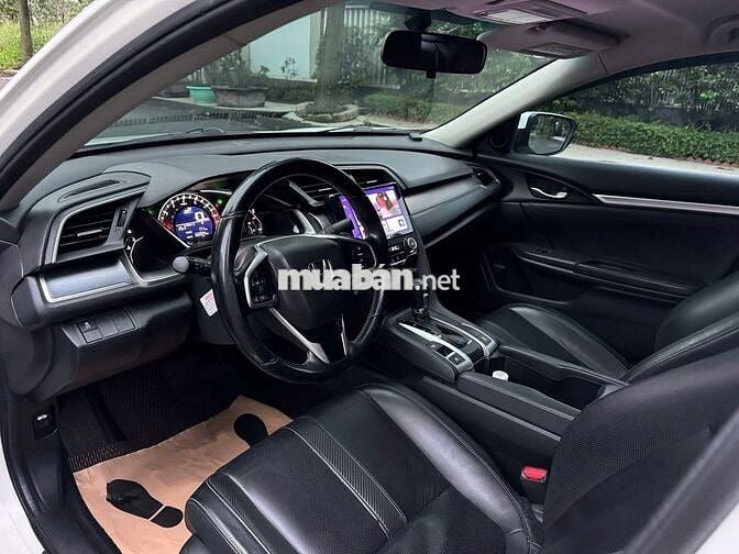 Honda Civic 2018 1.8 E - 14v km
