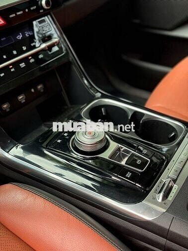 Kia Carnival 2022 Signature màu đỏ diesel