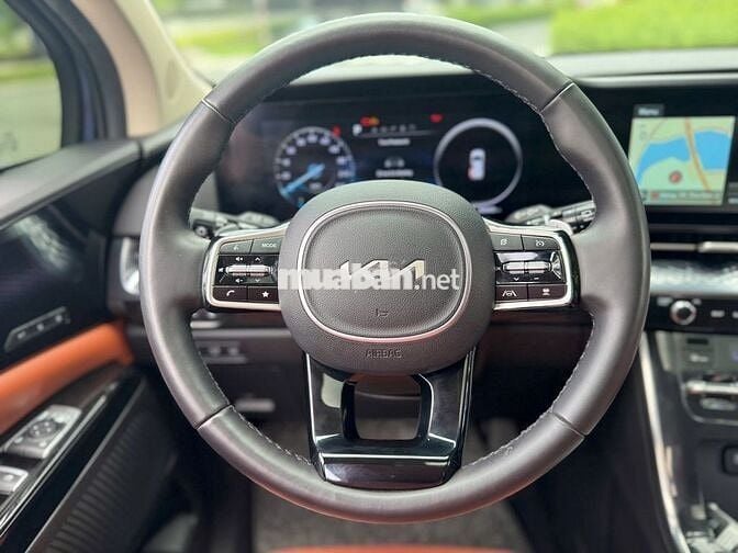 Kia Carnival 2022 Signature màu đỏ diesel