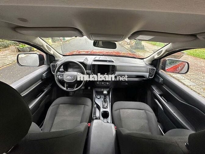 FORD RANGER XLS 4x4 AT Turbo  MODEL 2023 TỰ ĐỘNG