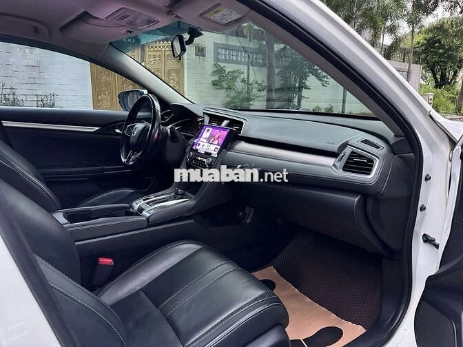 Honda Civic 2018 1.8 E - 14v km