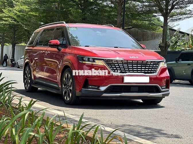 Kia Carnival 2022 Signature màu đỏ diesel