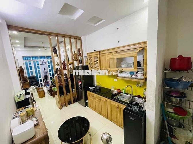 Bán Nhà Nhật tảo - Đông ngạc dt 35m,4 tầng ngõ rộng vf3 vào tận cửa