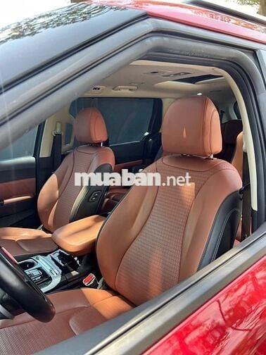 Kia Carnival 2022 Signature màu đỏ diesel