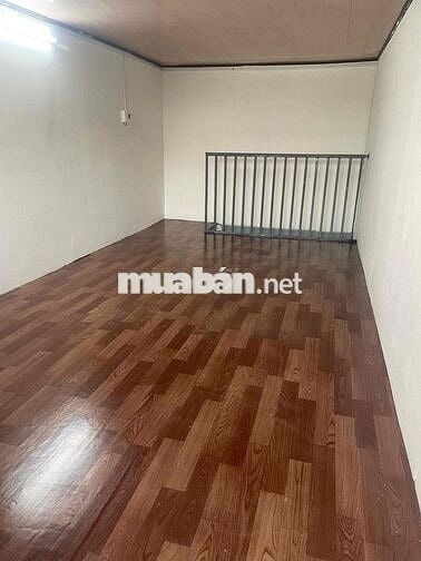 Nhà cho thuê- còn mới- 2WC-2PN