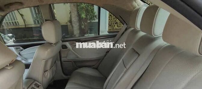 Bán xe E240 đời 2000, số tự động.