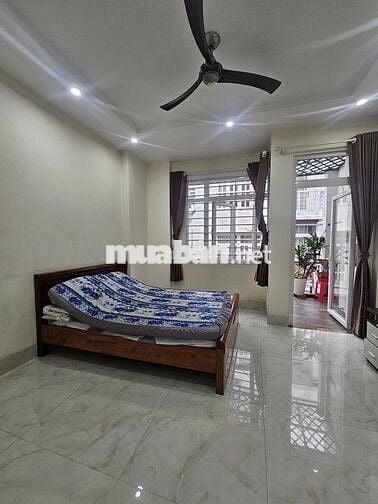 Bán Nhà Tân Bình HXH Đồng Đen, Khu Bàu Cát 43m2 - Chỉ Có 6.3 tỷ TL