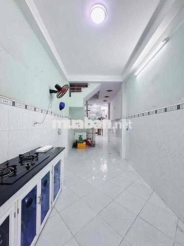 NHÀ 4 TẦNG TẠI TÔN ĐẢN F15 Q4 - HẺM BA GÁC THÔNG THOÁNG SẠCH SẼ
