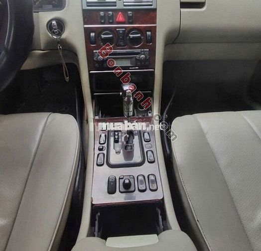 Bán xe E240 đời 2000, số tự động.