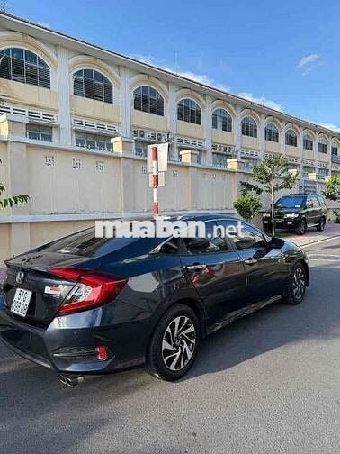 Honda Civic 2018 1.8 E - 111000 km