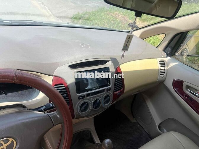 Toyota Innova 2006 G - 220000 km