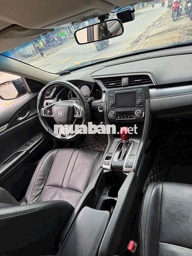 Honda Civic 2018 1.8 E - 111000 km