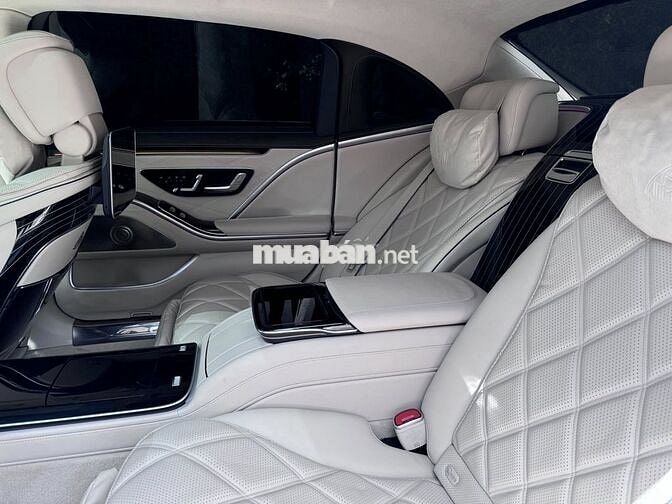 MERCEDES-MAYBACH S450L 4MATIC – Model 2023
