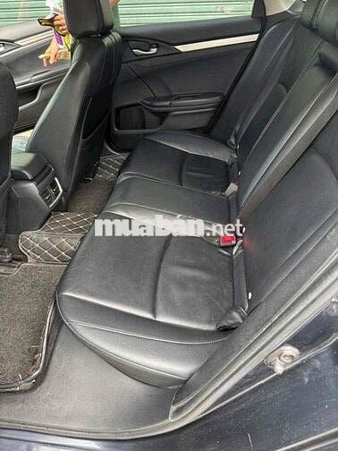 Honda Civic 2018 1.8 E - 111000 km
