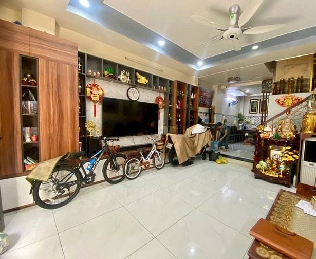 - GIÁ TỐT- Nhà bán Hxh Cộng Hoà, P. 13 4,85x11m 1T2L