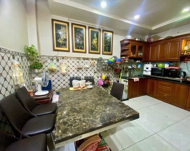 - GIÁ TỐT- Nhà bán Hxh Cộng Hoà, P. 13 4,85x11m 1T2L