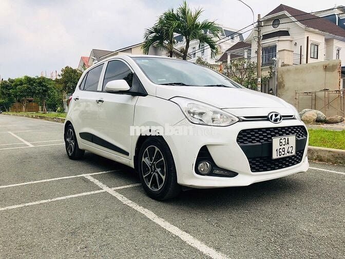 Bán xe i10 Hatchback Đời 2020, Chạy 9 vạn, Bao zin