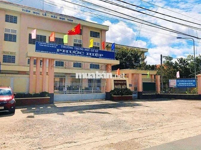 “Đầu tư ngay – Lô đất 135m² sát Trường THCS Phước Hiệp tiềm năng