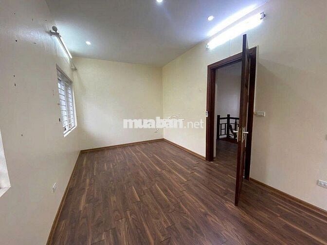🏡 CHO THUÊ NHÀ MT YÊN THẾ_P2_TÂN BÌNH_8,5x18m_TRỆT 3 LẦU MỚI ĐẸP.
