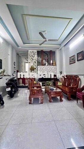 NHÀ MẶT TIỀN HẺM THÔNG Ô TÔ - GẦN NGÃ TƯ BỐN XÃ, DT: 4m x 18m (72m²).