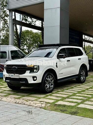 Ford Everest 2023 Titanium 4x4 Siêu Lướt