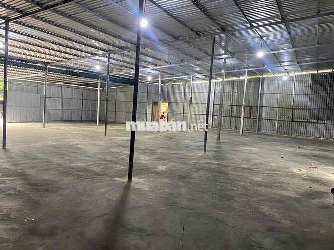 CHO THUÊ KHO 400m2 - 20x20m - ĐIỆN 3PHA - ĐƯỜNG XE TẢI
