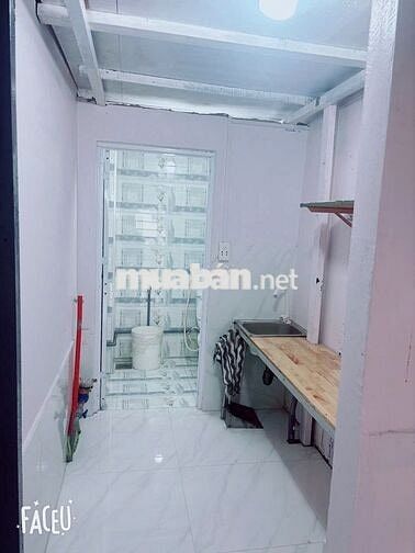 Nhà ở riêng lẻ 40m2, 2 phòng ngủ, 74/48 đg 30/4 gần CV Lưu Hữu Phước