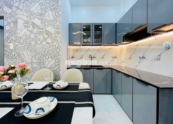 HẺM XE HƠI GẦN - HOÀNG HOA THÁM - GẦN 40M2 4 TẦNG - CHỈ 6 TỶ (TL)