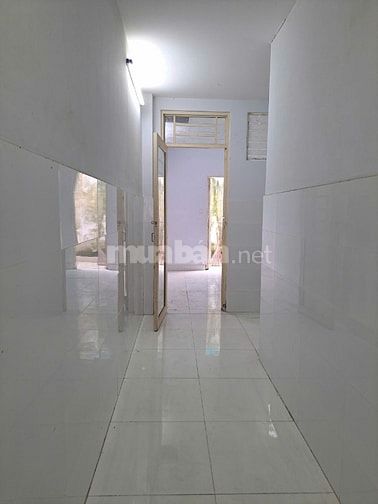 NHÀ BÁN HẼM Ô TÔ QUA MẶT - GẦN CAO TỐC NGUYỄN VĂN TẠO NHÀ BÈ