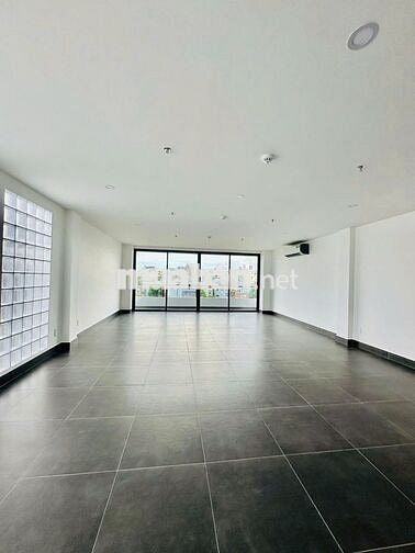 NHÀ MỚI ĐẸP THIẾT KẾ HIỆN ĐẠI - NGUYỄN TRỌNG TUYỂN- GIÁ THUÊ CHỈ 3X