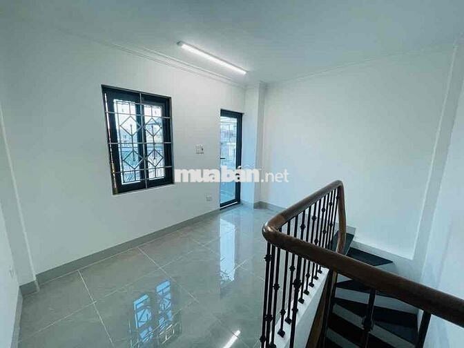 🏡 30m² – 5 TẦNG – 4 PHÒNG NGỦ _ MT 3.7m  💎 NGÕ NÔNG – RỘNG THÊNH THANG