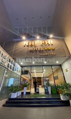 Lễ tân Nam khách sạn (ca đêm) làm việc tại phường Lộc Thọ, Nha Trang