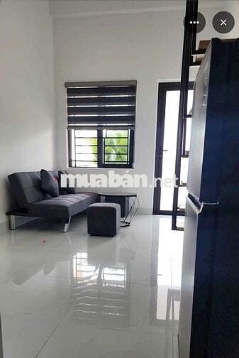 Chính chủ cần bán căn hộ 3 tầng. Gồm 9 phòng đã full