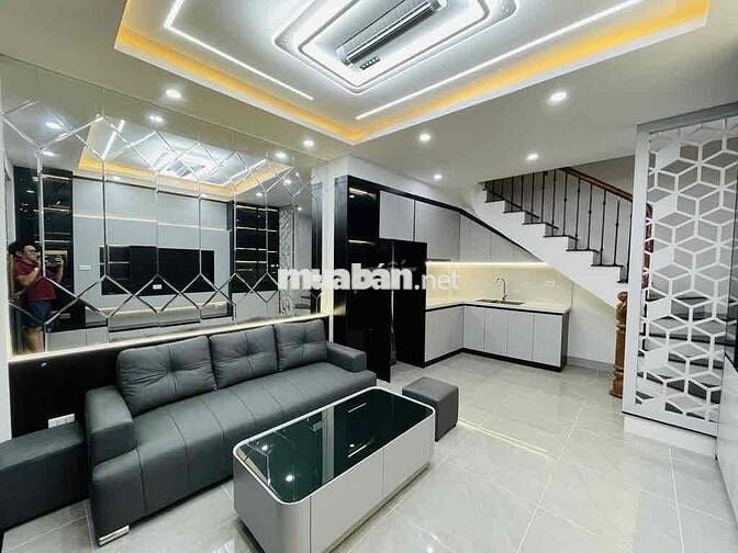 🏡 30m² – 5 TẦNG – 4 PHÒNG NGỦ _ MT 3.7m  💎 NGÕ NÔNG – RỘNG THÊNH THANG
