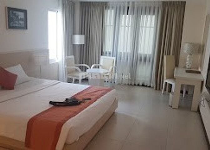 Lễ tân Nam khách sạn (ca đêm) làm việc tại phường Lộc Thọ, Nha Trang