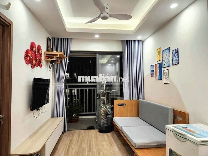 SẴN NHIỀU CĂN 2PN2WC CHO THUÊ Q7 RIVERSIDE: 9TR VÀ 11TR
