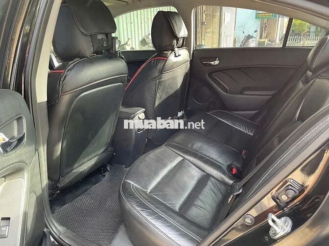 Kia K3 2014 2.0 AT - 120000 km
