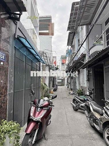 nhà . 1 tret . 1 lâu . 4PN . 2VS ( có PN Dưới đât